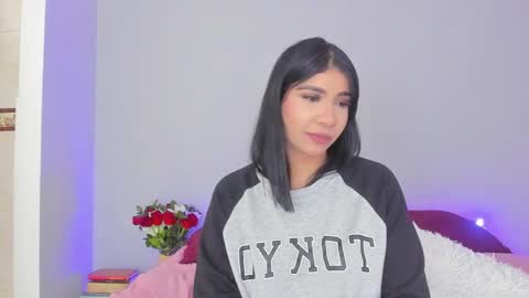 Snapshot of siirena chatting on October 22, 2025, 7:02 pm siirena online show from October 22, 2025, 7:02 pm