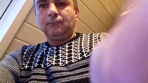 sile57149 online show from November 10, 2025, 6:23 am