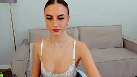 Silen online show from March 25, 2026, 3:01 am