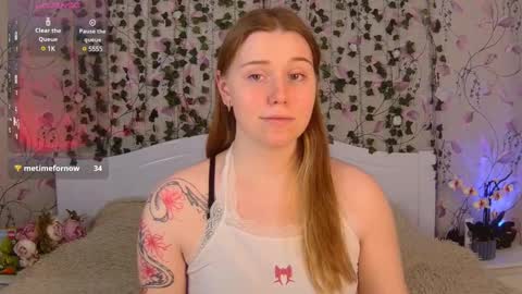 Chloe online show from March 1, 2025, 4:54 pm