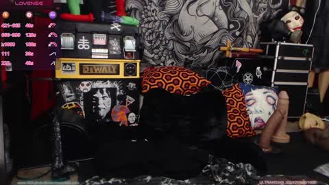 Allmylinkssilentmary666 online show from January 13, 2025, 1:56 am