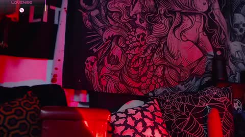 Allmylinkssilentmary666 online show from December 17, 2025, 9:37 am