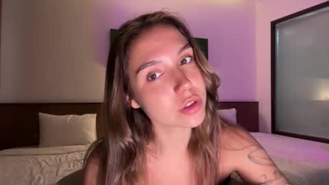 You fav Miss Si online show from February 4, 2026, 2:23 pm