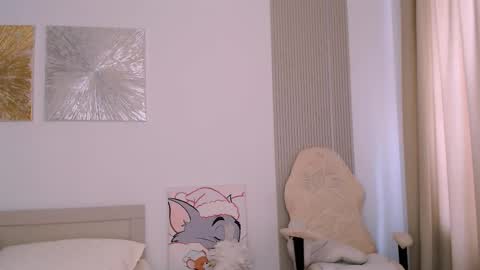 silk_ann online show from March 15, 2026, 5:35 am