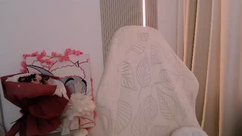 Snapshot of silk_ann chatting on June 24, 2026, 7:29 am silk_ann online show from June 24, 2026, 7:29 am