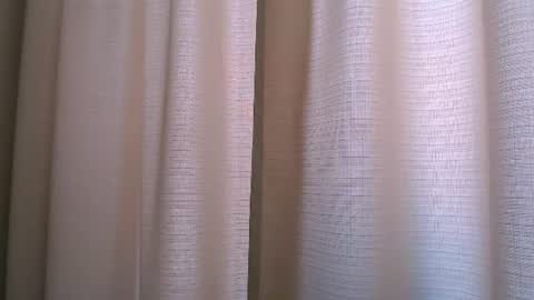 Snapshot of silk_ann chatting on July 16, 2026, 6:52 am silk_ann online show from July 16, 2026, 6:52 am