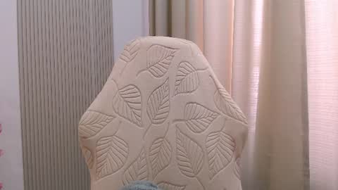 Snapshot of silk_ann chatting on August 2, 2026, 6:23 am silk_ann online show from August 2, 2026, 6:23 am