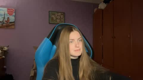 Erica online show from April 13, 2026, 6:13 pm