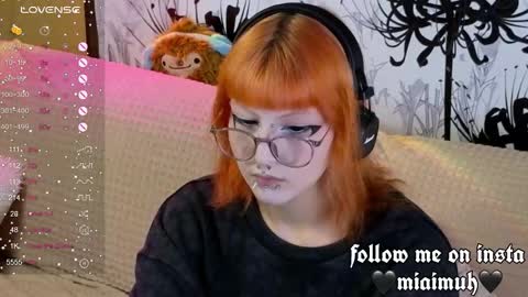 Mia online show from September 14, 2025, 7:29 am