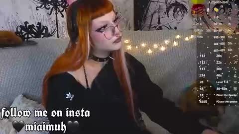 Snapshot of silly_soul chatting on June 25, 2026, 10:14 pm Mia online show from June 25, 2026, 10:14 pm