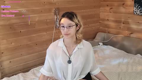 Kate online show from December 18, 2025, 11:16 am