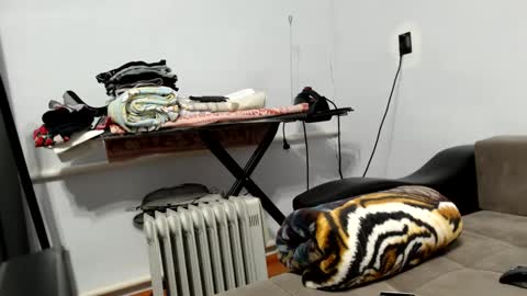 Sir online show from February 1, 2025, 7:44 pm