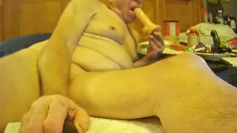 silverdaddy70x online show from December 27, 2024, 7:40 am