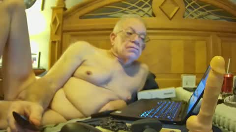 silverdaddy70x online show from January 23, 2025, 11:58 am