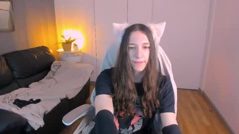 silvermuse online show from April 9, 2026, 1:16 am