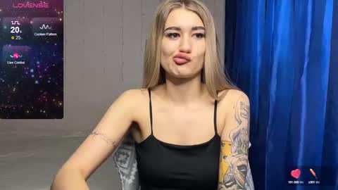 Silvia online show from March 11, 2025, 10:40 am