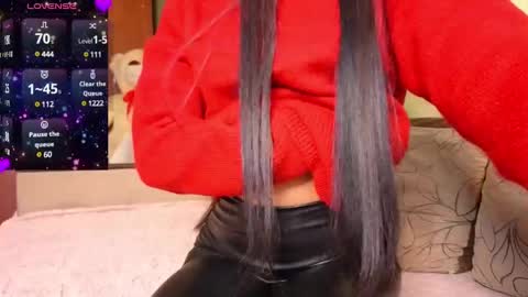 Snapshot of silviasexyy chatting on December 5, 2024, 12:00 pm miss Anna online show from December 5, 2024, 12:00 pm