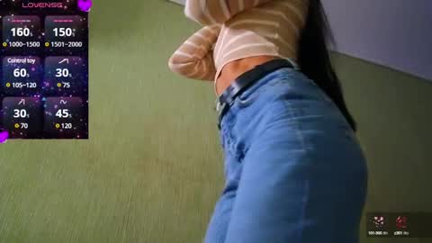 Snapshot of silviasexyy chatting on January 18, 2025, 7:37 pm miss Anna online show from January 18, 2025, 7:37 pm