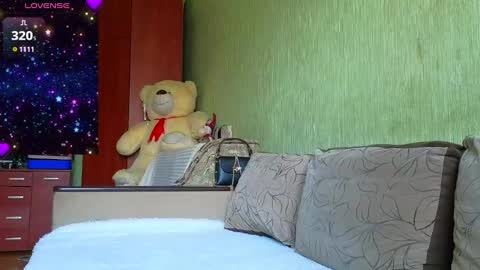 Snapshot of silviasexyy chatting on February 2, 2025, 10:24 am miss Anna online show from February 2, 2025, 10:24 am