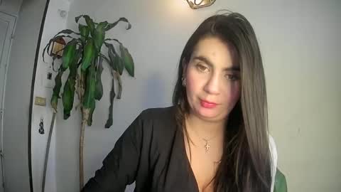 Silvie online show from March 3, 2025, 10:42 pm