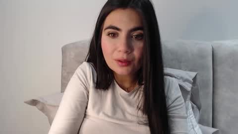 Silvie online show from October 6, 2025, 2:09 am