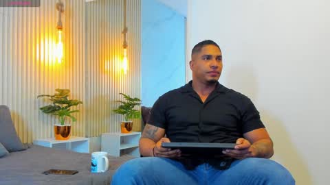 simeone_panda online show from December 27, 2024, 12:34 pm