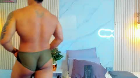 simeone_panda online show from March 9, 2025, 3:27 pm