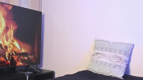 Simon Independent Model online show from February 27, 2025, 11:31 am