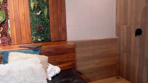 simon_durand online show from February 11, 2025, 4:01 am