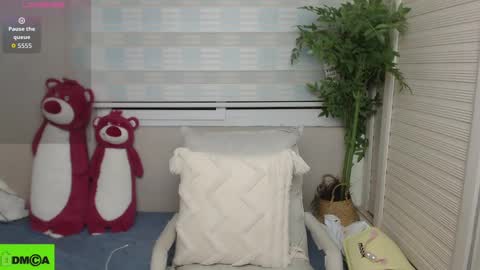 simonastephanie online show from September 28, 2025, 4:45 pm