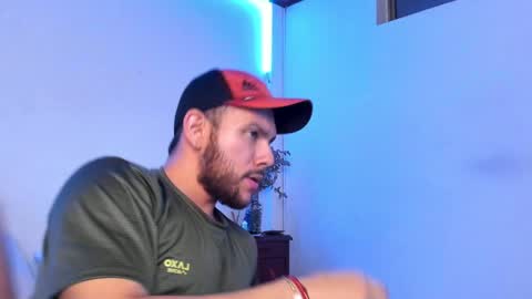 Snapshot of simoncstno chatting on February 6, 2025, 5:40 pm Simn online show from February 6, 2025, 5:40 pm