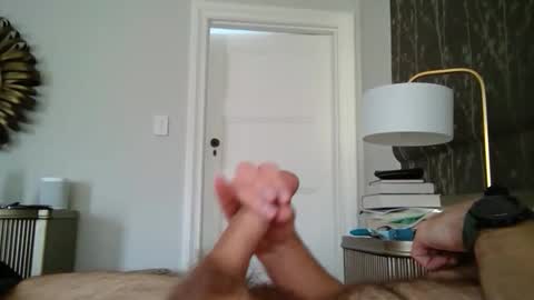 simonfrommelb online show from September 10, 2025, 4:12 am