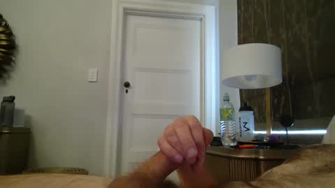 simonfrommelb online show from February 12, 2026, 4:51 am