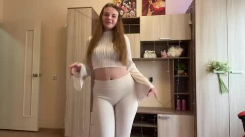 Eliona online show from May 14, 2026, 2:13 pm