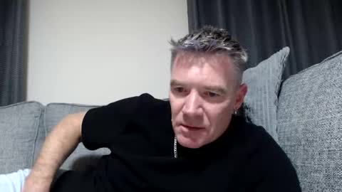 Ricky online show from November 14, 2025, 1:37 am