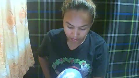 Snapshot of simply__me chatting on February 21, 2026, 10:22 pm simply__me online show from February 21, 2026, 10:22 pm