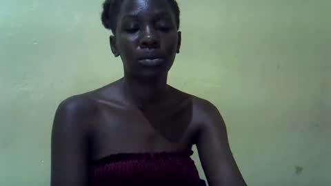 Snapshot of simplyloy33 chatting on July 2, 2026, 9:10 pm simplyloy33 online show from July 2, 2026, 9:10 pm