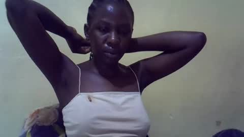 Snapshot of simplyloy33 chatting on July 5, 2026, 4:41 am simplyloy33 online show from July 5, 2026, 4:41 am