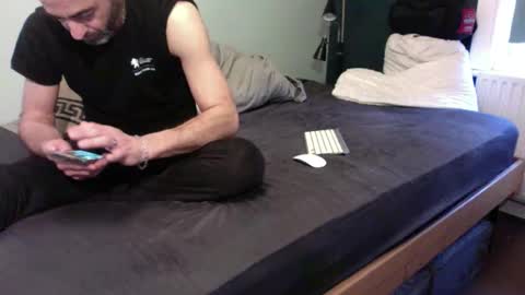 Snapshot of simplyminded chatting on January 16, 2026, 12:09 pm simplyminded online show from January 16, 2026, 12:09 pm