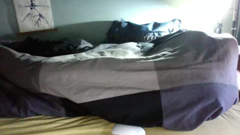 Snapshot of simplyminded chatting on March 18, 2026, 9:01 am simplyminded online show from March 18, 2026, 9:01 am