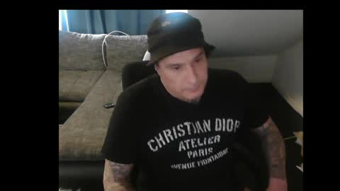 Snapshot of sinalco1975 chatting on March 31, 2026, 3:01 pm sinalco1975 online show from March 31, 2026, 3:01 pm