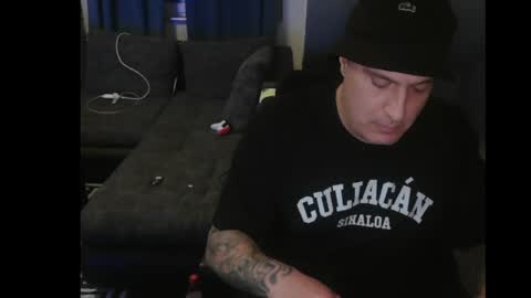 Snapshot of sinalco1975 chatting on April 12, 2026, 12:26 am sinalco1975 online show from April 12, 2026, 12:26 am