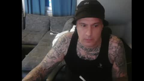 Snapshot of sinalco1975 chatting on April 13, 2026, 12:16 am sinalco1975 online show from April 13, 2026, 12:16 am