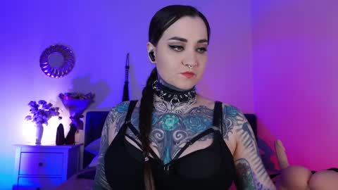 Snapshot of sindeleros chatting on January 16, 2025, 1:25 pm Ms. Sindel online show from January 16, 2025, 1:25 pm