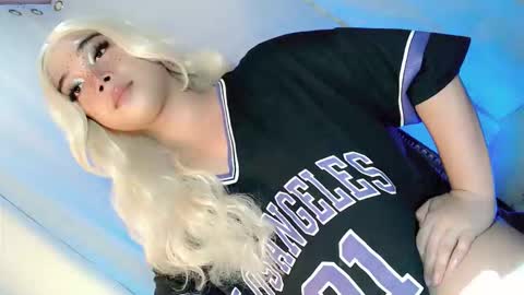 sinful_sirenity69 online show from April 7, 2026, 5:57 pm