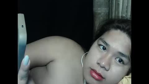 singleheart05 online show from May 16, 2026, 12:29 am