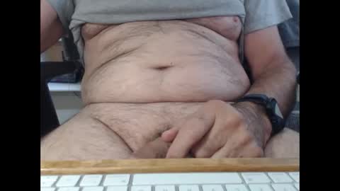 Snapshot of singlemaleca chatting on September 9, 2025, 4:17 pm SingleMaleCA online show from September 9, 2025, 4:17 pm