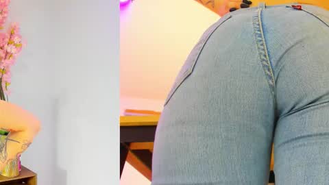 Siouxsie online show from September 17, 2025, 11:01 am