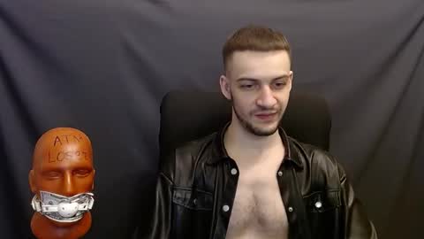 Snapshot of sir_damien chatting on December 6, 2024, 9:02 pm Sir Damien online show from December 6, 2024, 9:02 pm
