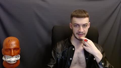 Snapshot of sir_damien chatting on December 28, 2024, 2:43 am Sir Damien online show from December 28, 2024, 2:43 am